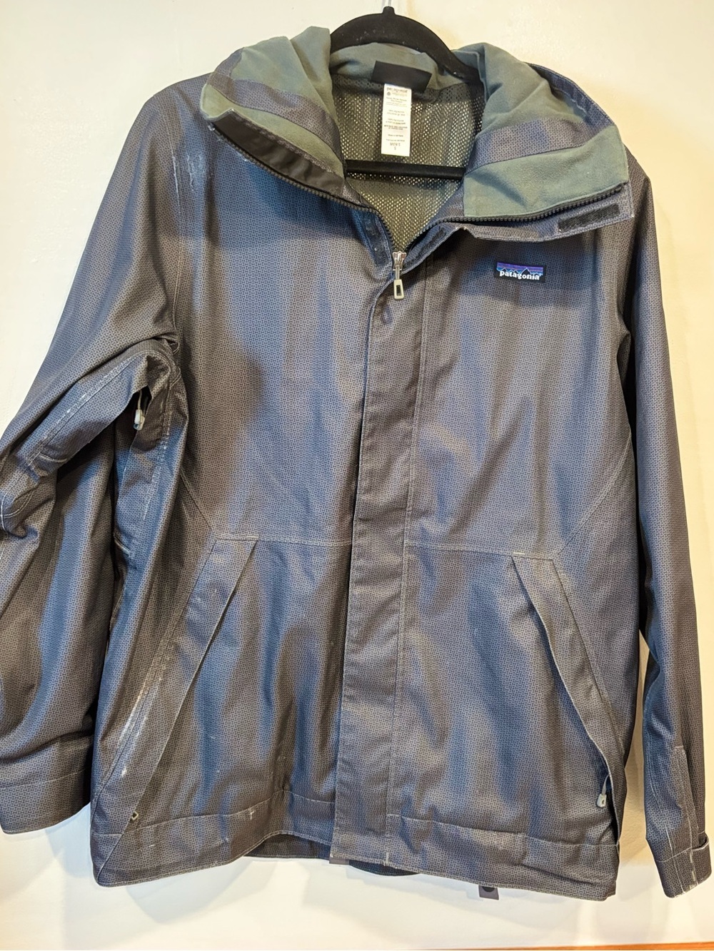 Patagonia Snowshot #30950 H2No Ski Jacket Men's Small Hooded Waterproof Gray EUC